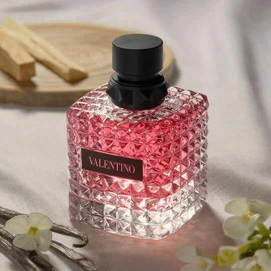 Valentino Donna Born In Roma